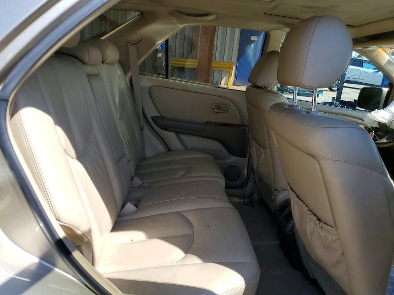 62947076 :رقم المزاد ، JT6HF10UXY0157175 vin ، 2000 Lexus Rx مزاد بيع