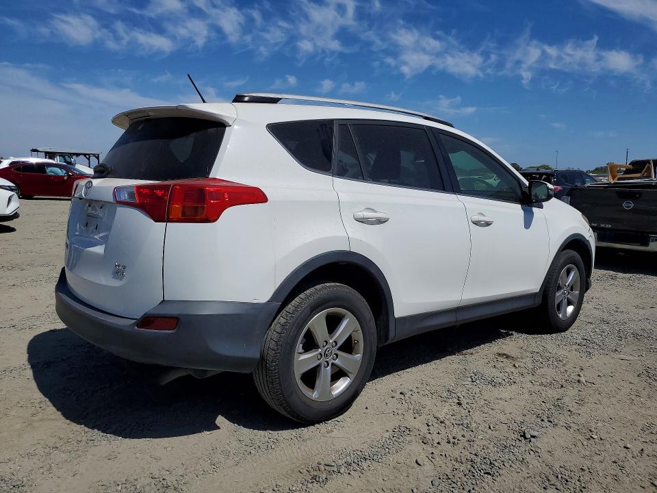Продаж на аукціоні авто 2015 Toyota Rav4, vin: JTMRFREV1FJ018430, номер лоту: 59675406