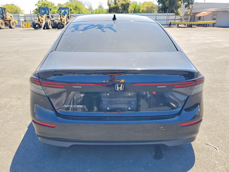 2025 Honda Accord მანქანა იყიდება აუქციონზე, vin: 1HGCY1F45SA013797, აუქციონის ნომერი: 63604006