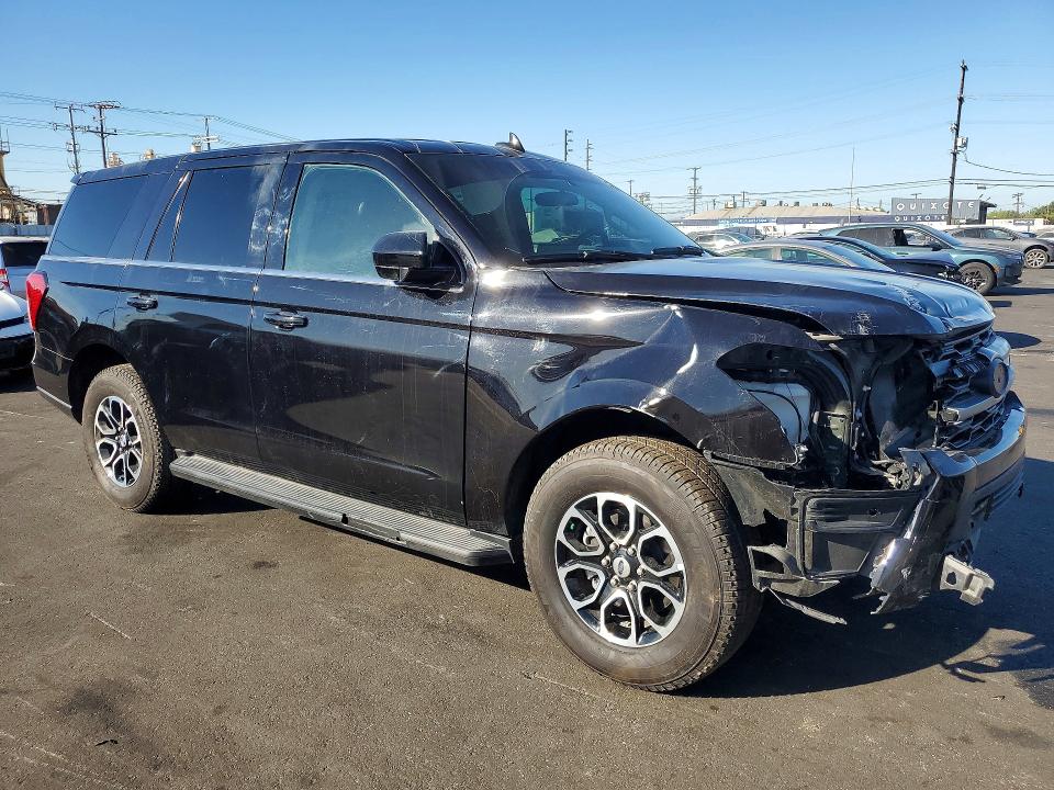 2024 Ford Expedition მანქანა იყიდება აუქციონზე, vin: 1FMJU1G88REB08646, აუქციონის ნომერი: 60685766