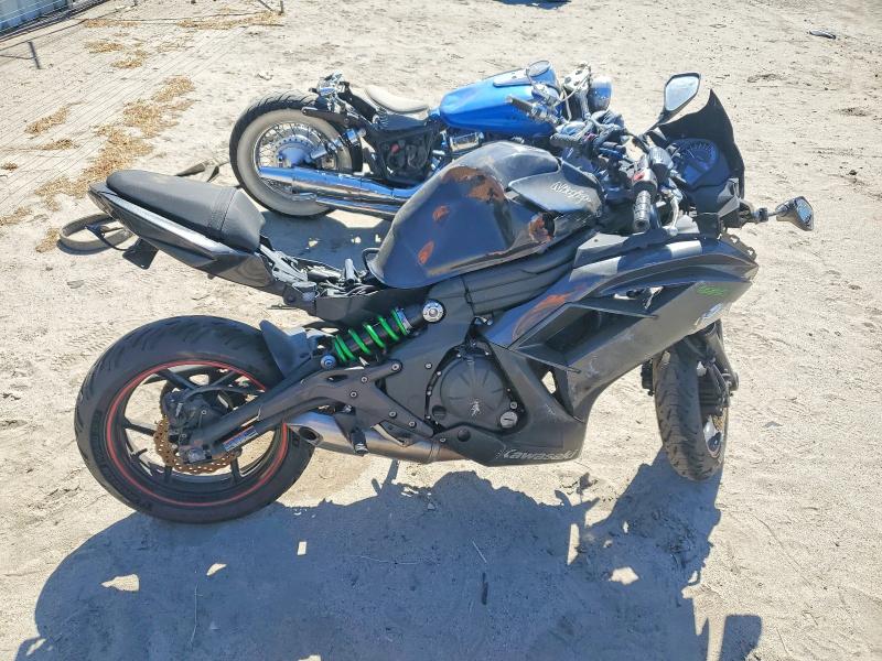 85623965 :رقم المزاد ، JKAEXEF1XGDA29973 vin ، 2016 Kawasaki Ex650 مزاد بيع