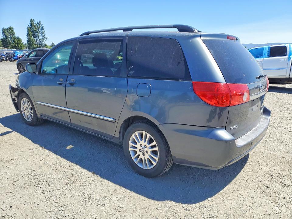 60064246 :رقم المزاد ، 5TDYK4CC0AS298039 vin ، 2010 Toyota Sienna مزاد بيع