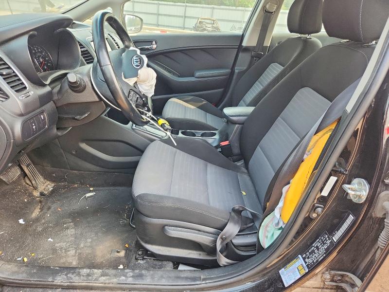 61375066 :رقم المزاد ، 3KPFL4A76JE213774 vin ، 2018 Kia Forte مزاد بيع