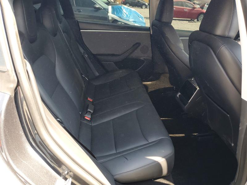 Продаж на аукціоні авто 2025 Tesla Model 3, vin: 5YJ3E1EAXSF877962, номер лоту: 61349346