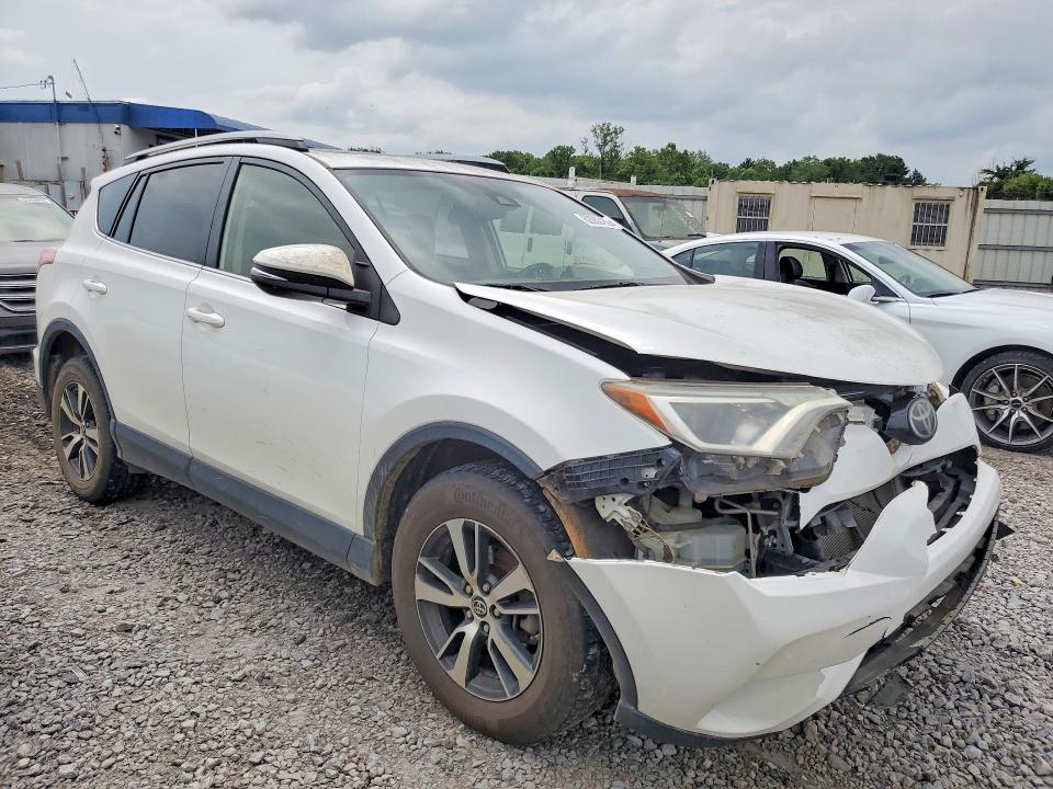 2017 Toyota Rav4 მანქანა იყიდება აუქციონზე, vin: JTMWFREV5HD106935, აუქციონის ნომერი: 62882496