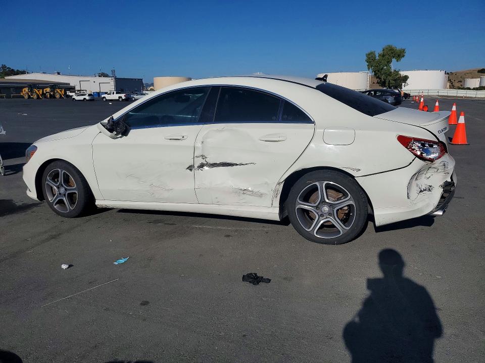 63552136 :رقم المزاد ، WDDSJ4EB7EN148945 vin ، 2014 Mercedes-benz Cla مزاد بيع