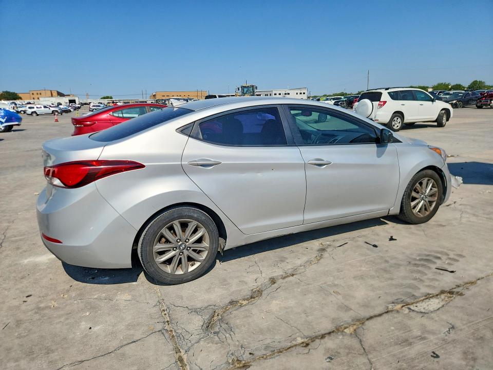Продаж на аукціоні авто 2016 Hyundai Elantra, vin: 5NPDH4AE0GH711979, номер лоту: 63200416