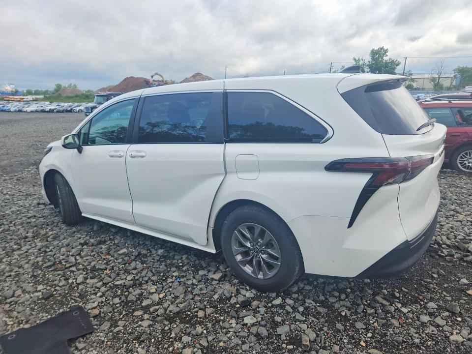 Aukcja sprzedaży 2024 Toyota Sienna, vin: 5TDKRKEC3RS195695, numer aukcji: 62875926