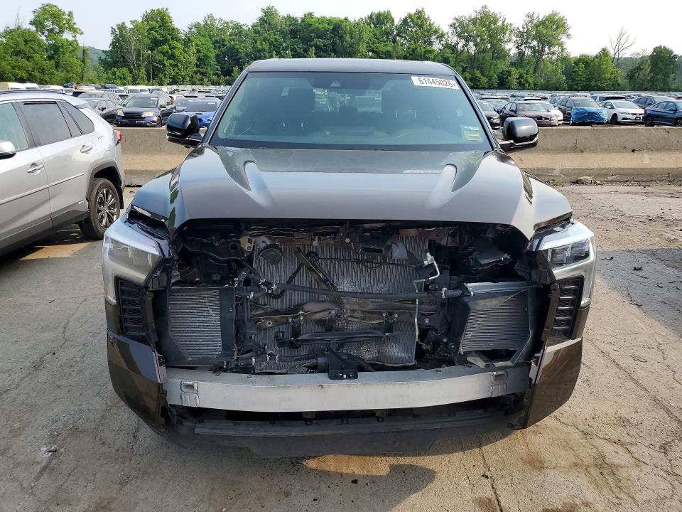 61445026 :رقم المزاد ، 5TFJA5DB0SX268082 vin ، 2025 Toyota Tundra مزاد بيع