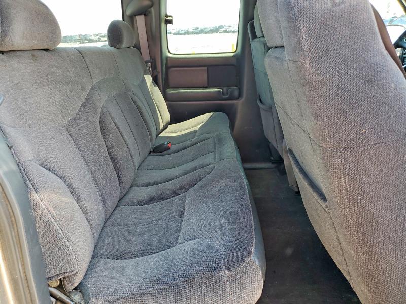 Продаж на аукціоні авто 2000 Gmc New Sierra, vin: 2GTEK19T5Y1250689, номер лоту: 62791376