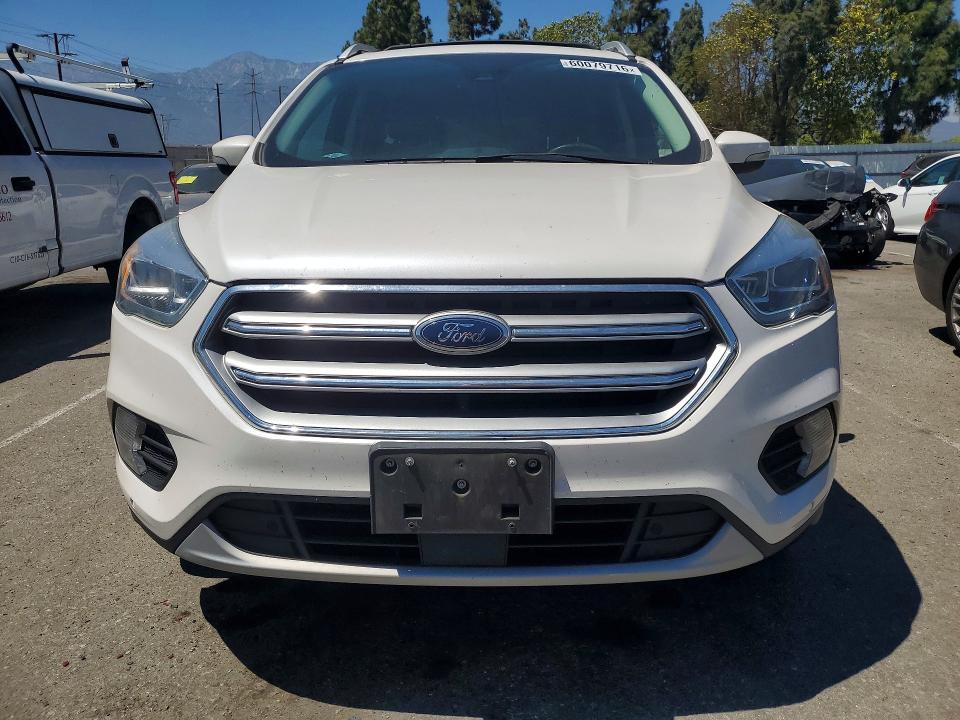Продаж на аукціоні авто 2017 Ford Escape, vin: 1FMCU9JD2HUA51216, номер лоту: 60079716