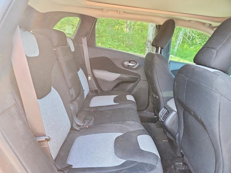 59245916 :رقم المزاد ، 1C4PJMCS7EW168108 vin ، 2014 Jeep Cherokee مزاد بيع