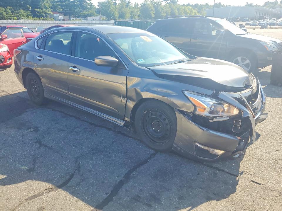 2015 Nissan Altima მანქანა იყიდება აუქციონზე, vin: 1N4AL3AP9FN368607, აუქციონის ნომერი: 60556116