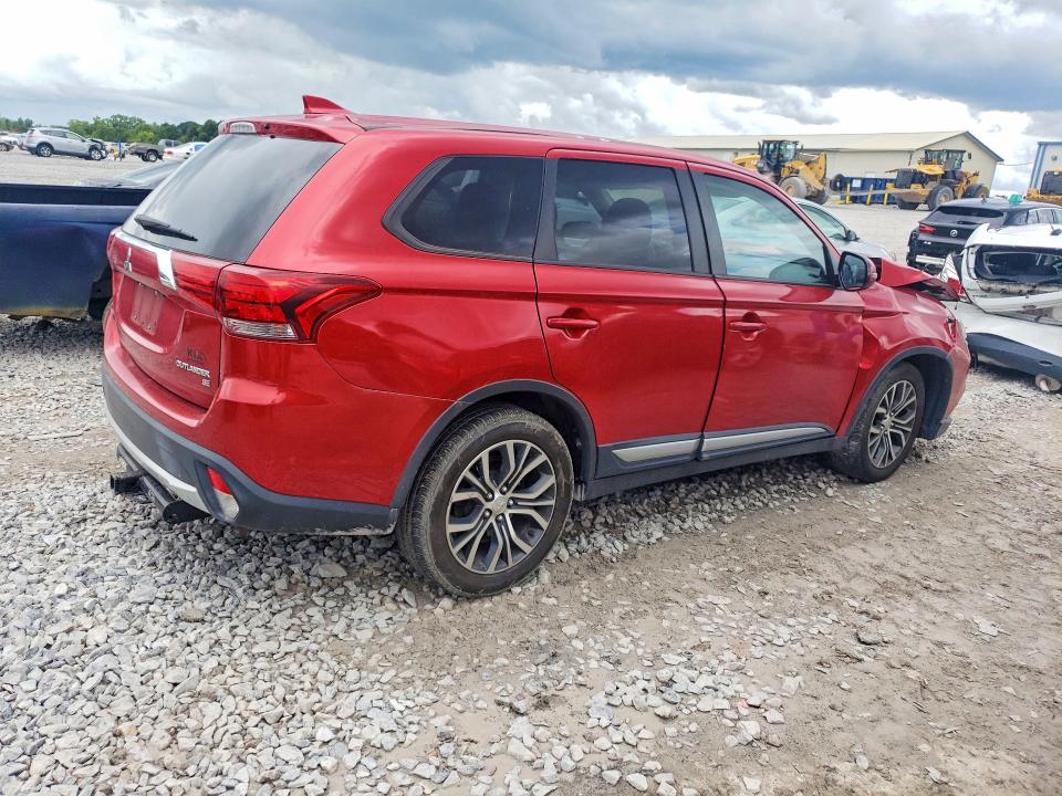 60883786 :رقم المزاد ، JA4AD3A33JZ068061 vin ، 2018 Mitsubishi Outlander مزاد بيع