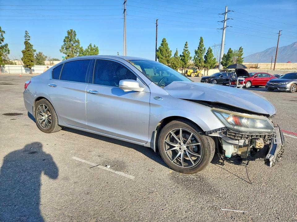 Продажа на аукционе авто 2015 Honda Accord, vin: 1HGCR2F79FA100363, номер лота: 62652056