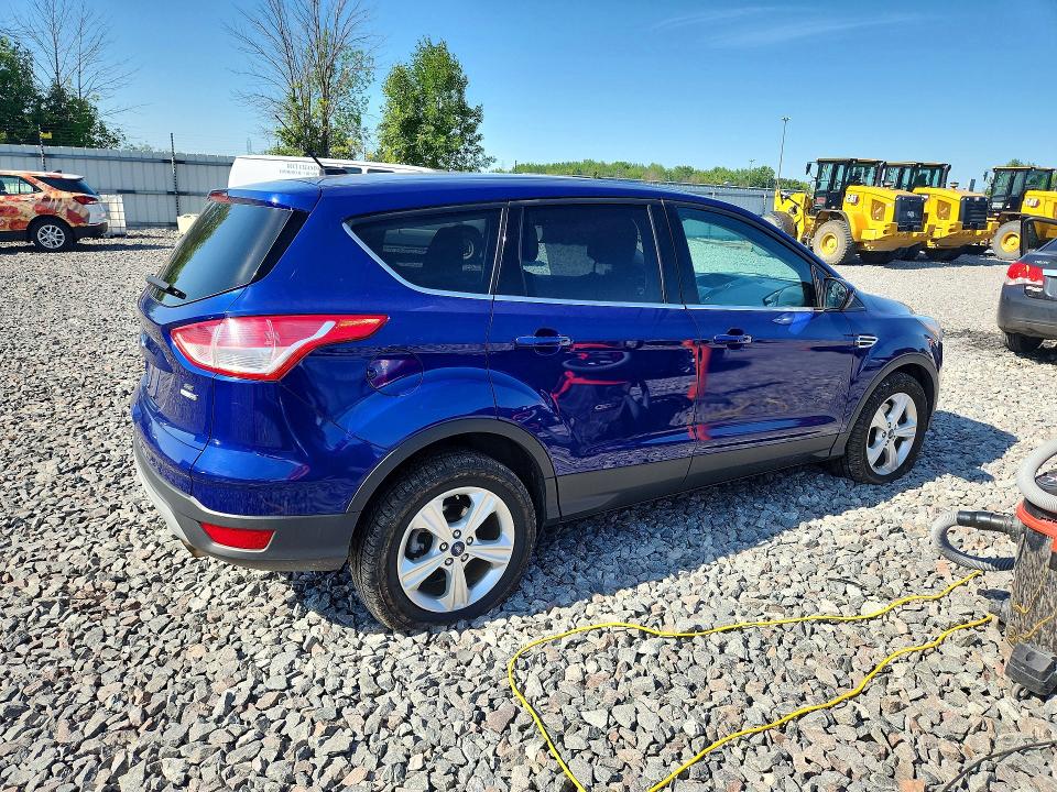 2015 Ford Escape მანქანა იყიდება აუქციონზე, vin: 1FMCU9G94FUB31004, აუქციონის ნომერი: 60692726