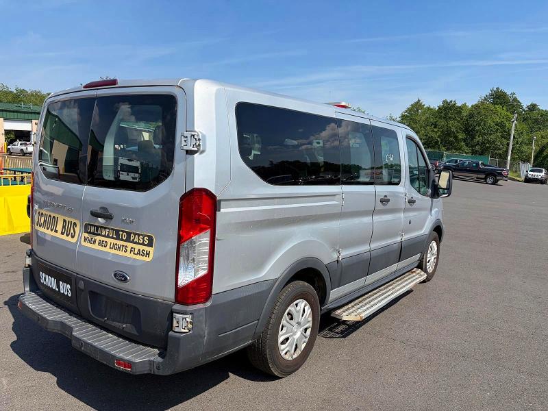 61226066 :رقم المزاد ، 1FMZK1ZM0GKB32599 vin ، 2016 Ford Transit مزاد بيع