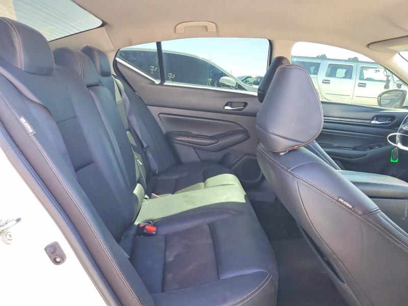 61610996 :رقم المزاد ، 1N4BL4CV6MN359690 vin ، 2021 Nissan Altima مزاد بيع