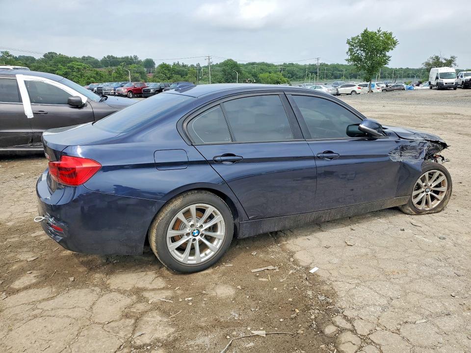 Продаж на аукціоні авто 2017 Bmw 320, vin: WBA8E1G34HNU15926, номер лоту: 60263386
