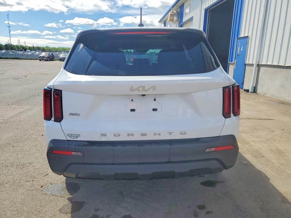 Продажа на аукционе авто 2022 Kia Sorento Lx, vin: 5XYRGDLC4NG088360, номер лота: 61538406