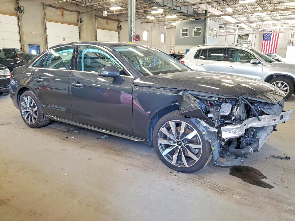 Продажа на аукционе авто 2021 Audi A4, vin: WAUABAF42MN007598, номер лота: 61817686