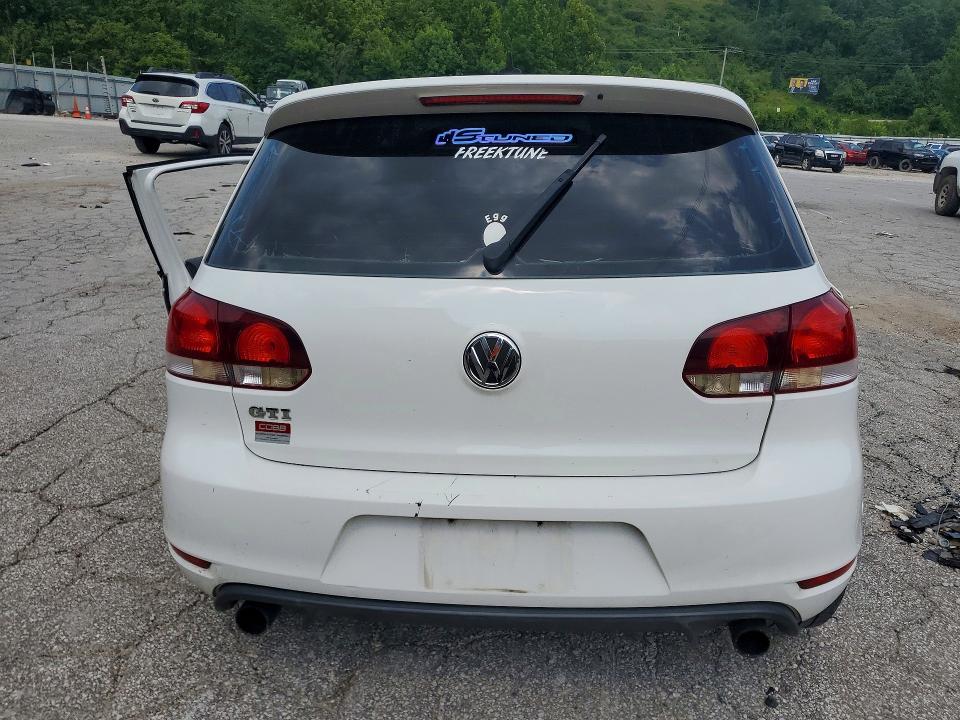61507396 :رقم المزاد ، WVWFV7AJXBW214943 vin ، 2011 Volkswagen Gti مزاد بيع