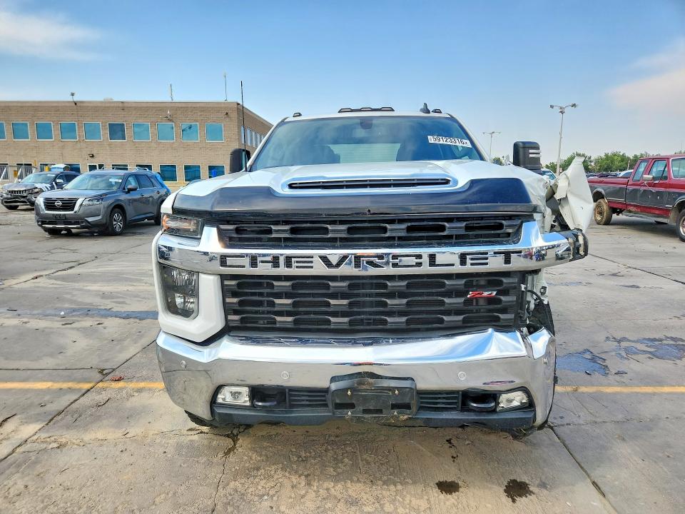 59123316 :رقم المزاد ، 1GC4YNE70MF217063 vin ، 2021 Chevrolet Silverado مزاد بيع