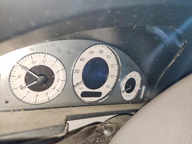 Продажа на аукционе авто 2008 Mercedes-benz E, vin: WDBUF87X58B228852, номер лота: 61375866