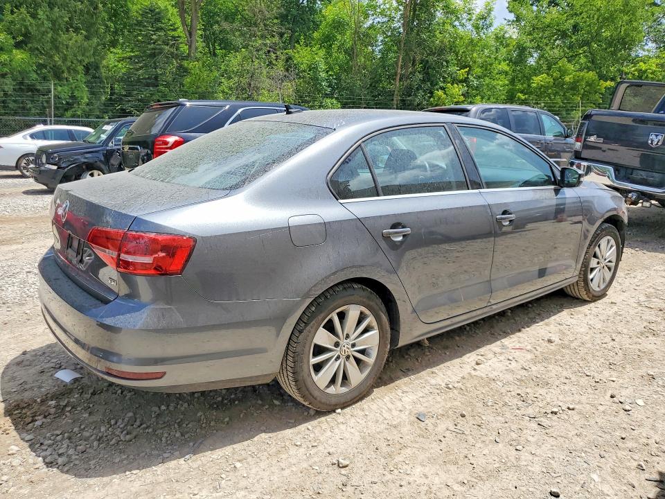 59606596 :رقم المزاد ، 3VWD07AJ8FM301460 vin ، 2015 Volkswagen Jetta مزاد بيع
