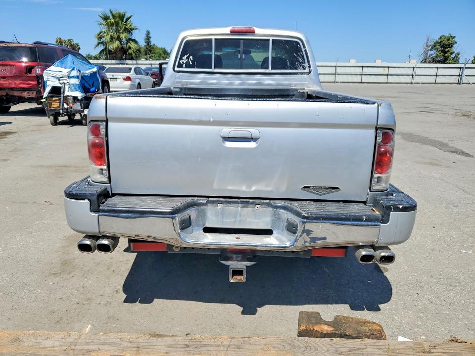 60795896 :رقم المزاد ، 4TAVL52N1YZ636223 vin ، 2000 Toyota Tacoma مزاد بيع