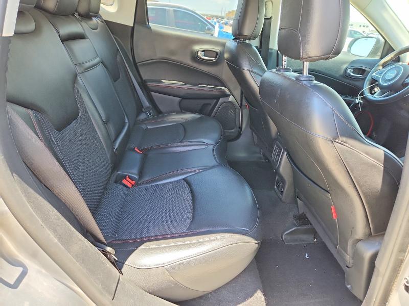 85972215 :رقم المزاد ، 3C4NJDDB5KT728604 vin ، 2019 Jeep Compass مزاد بيع
