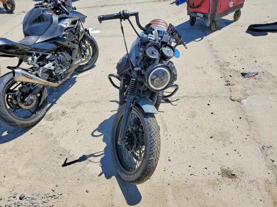 2017 Moto Guzzi V7 Iii მანქანა იყიდება აუქციონზე, vin: ZGULDUA11HM000140, აუქციონის ნომერი: 60428416