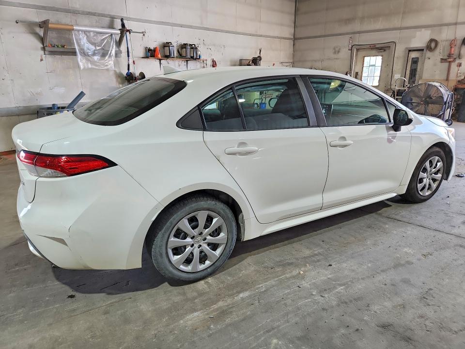 59633646 :رقم المزاد ، 5YFEPMAE8MP149898 vin ، 2021 Toyota Corolla مزاد بيع