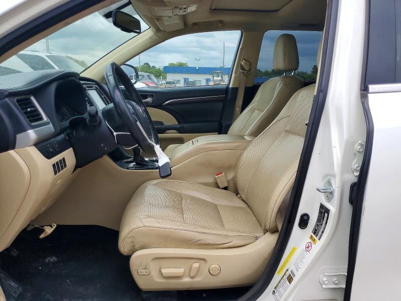 2015 Toyota Highlander მანქანა იყიდება აუქციონზე, vin: 5TDYKRFH8FS064923, აუქციონის ნომერი: 62356656