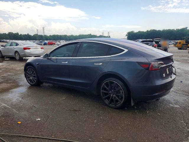 60875026 :رقم المزاد ، 5YJ3E1EA4JF032023 vin ، 2018 Tesla Model 3 مزاد بيع