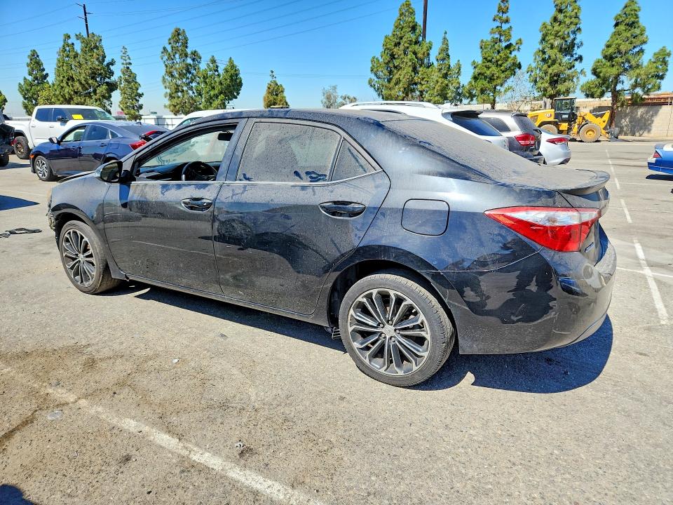 58767176 :رقم المزاد ، 5YFBURHE8FP308033 vin ، 2015 Toyota Corolla مزاد بيع