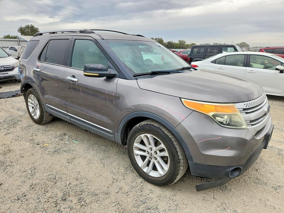 60994916 :رقم المزاد ، 1FMHK7D85BGA43163 vin ، 2011 Ford Explorer مزاد بيع