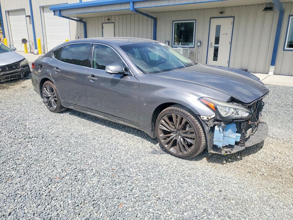 62013146 :رقم المزاد ، JN1BY1PP0JM330342 vin ، 2018 Infiniti Q70l مزاد بيع