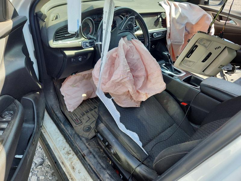 Продажа на аукционе авто 2018 Buick Regal Tourx, vin: W04GU8SX4J1128372, номер лота: 60171536