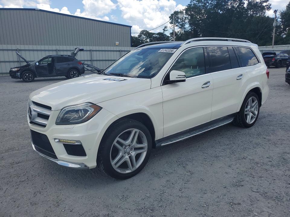 61343356 :رقم المزاد ، 4JGDF7DE8FA546199 vin ، 2015 Mercedes-benz Gl مزاد بيع