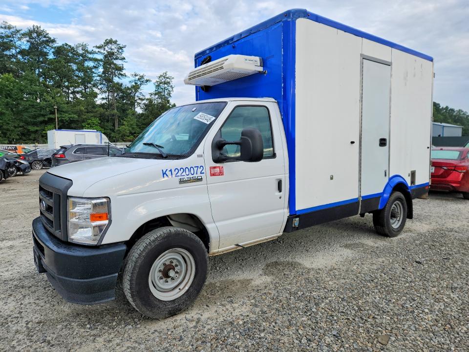 59850446 :رقم المزاد ، 1FDWE3FKXPDD14825 vin ، 2023 Ford E350 مزاد بيع