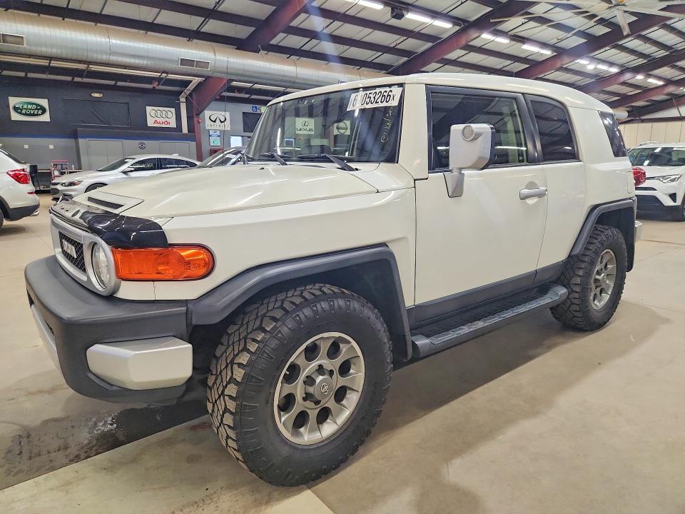 Продажа на аукционе авто 2013 Toyota Fj Cruiser, vin: JTEBU4BF0DK165056, номер лота: 60053266