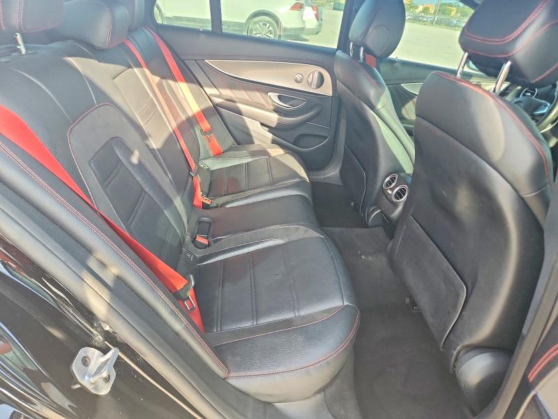 62378856 :رقم المزاد ، WDDZF6EB5JA489029 vin ، 2018 Mercedes-benz E مزاد بيع