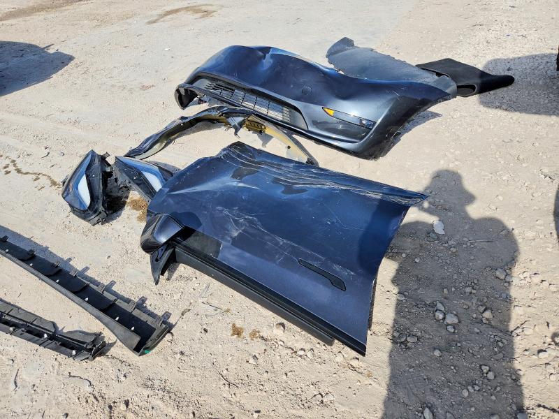 2024 Tesla Model Y მანქანა იყიდება აუქციონზე, vin: 7SAYGDED1RF009051, აუქციონის ნომერი: 59263146