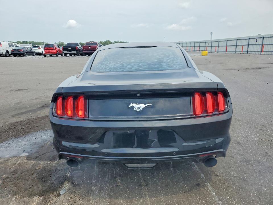 62771716 :رقم المزاد ، 1FA6P8TH7F5417252 vin ، 2015 Ford Mustang مزاد بيع