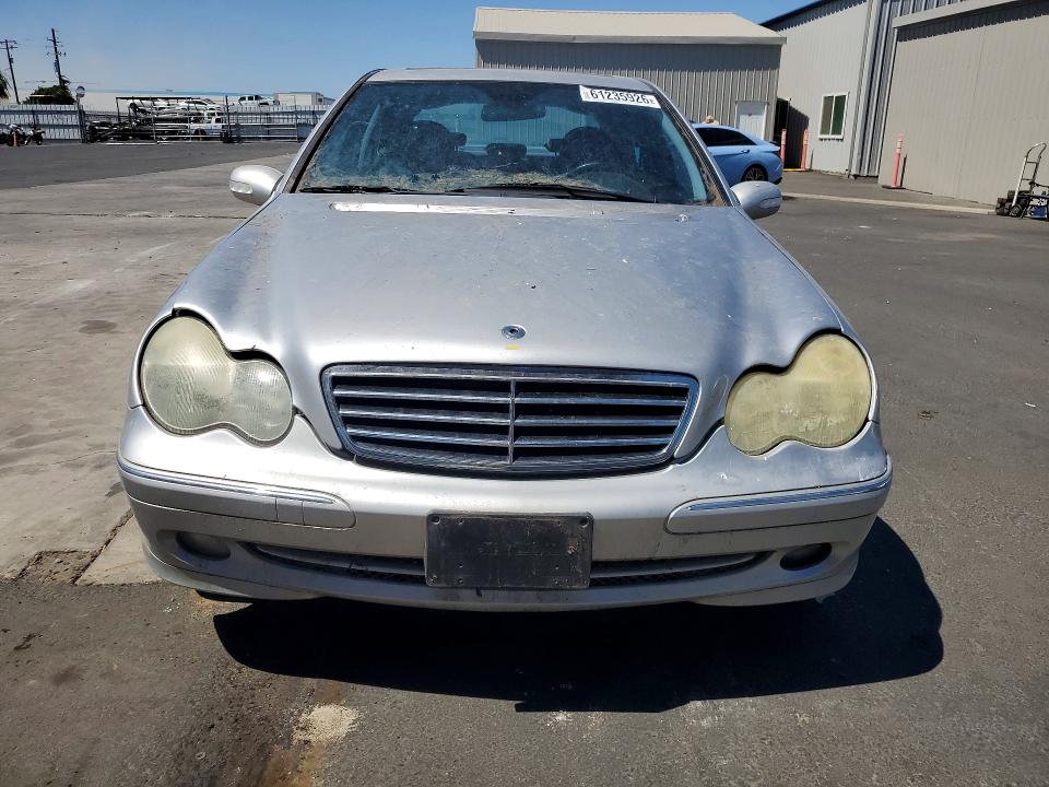 Продажа на аукционе авто 2001 Mercedes-benz C, vin: WDBRF61J11F037653, номер лота: 61235926