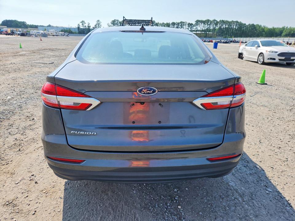 Продажа на аукционе авто 2020 Ford Fusion, vin: 3FA6P0G74LR143343, номер лота: 61478926