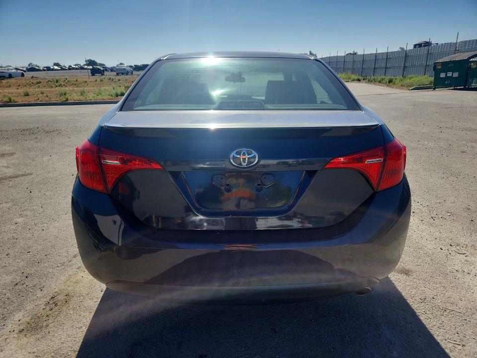 Продаж на аукціоні авто 2017 Toyota Corolla, vin: 5YFBURHE7HP710550, номер лоту: 60079626