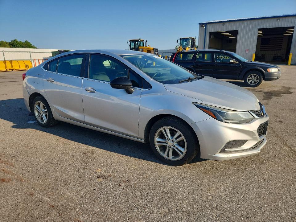 62410896 :رقم المزاد ، 1G1BE5SM1G7282358 vin ، 2016 Chevrolet Cruze مزاد بيع