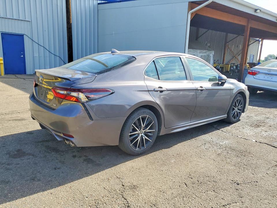 59863966 :رقم المزاد ، 4T1G11AK3PU735359 vin ، 2023 Toyota Camry مزاد بيع